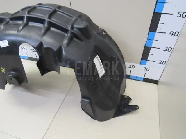 Локер задний правый для  GM Pontiac Vibe 2002-2007