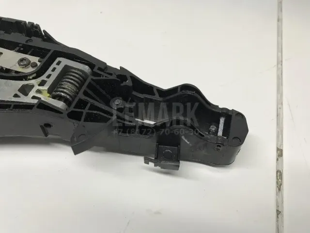 Кронштейн ручки для  Ford Fusion 2002-2012