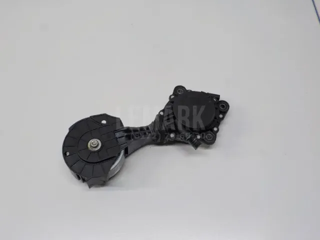 Ролик руч.ремня с кронштейном для  Ford Maverick 2001-2007