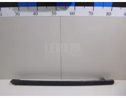 Направляющая стекла двери