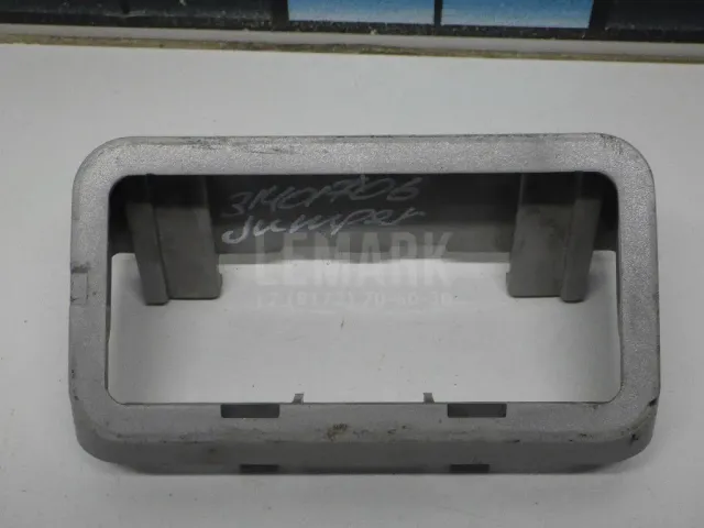 Рамка плафона салонного для  Ford Mondeo II 1996-2000