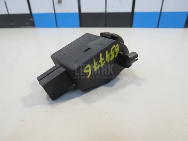 Кнопка корректора фар для  BMW 7-serie E65/E66 2001-2008