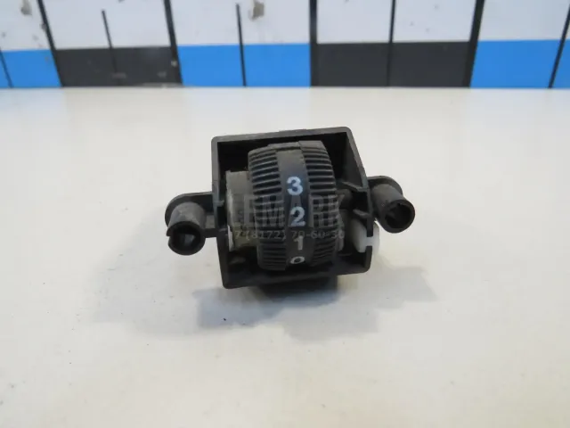 Кнопка корректора фар для  BMW 7-serie E65/E66 2001-2008