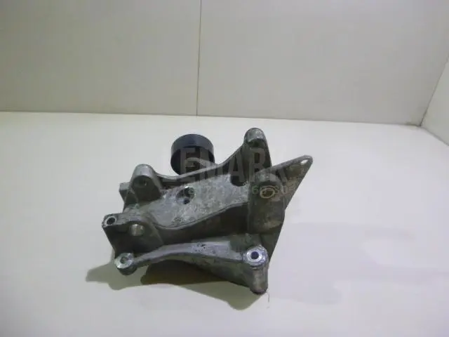 Кронштейн генератора для  Ford C-MAX 2003-2010