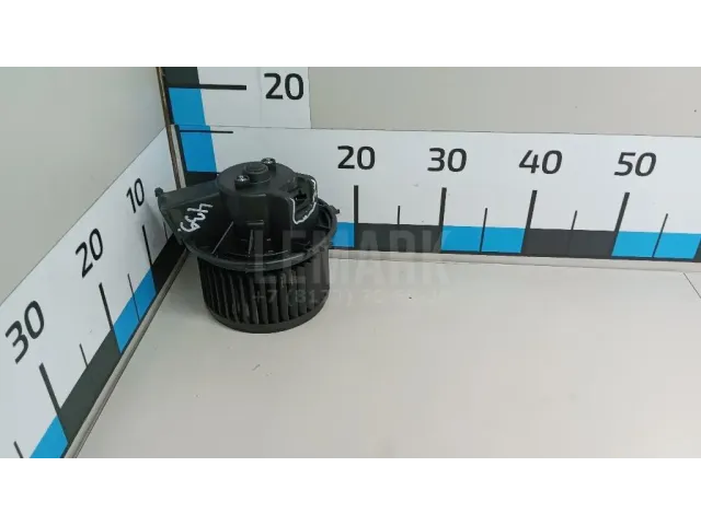 Моторчик отопителя для  GM