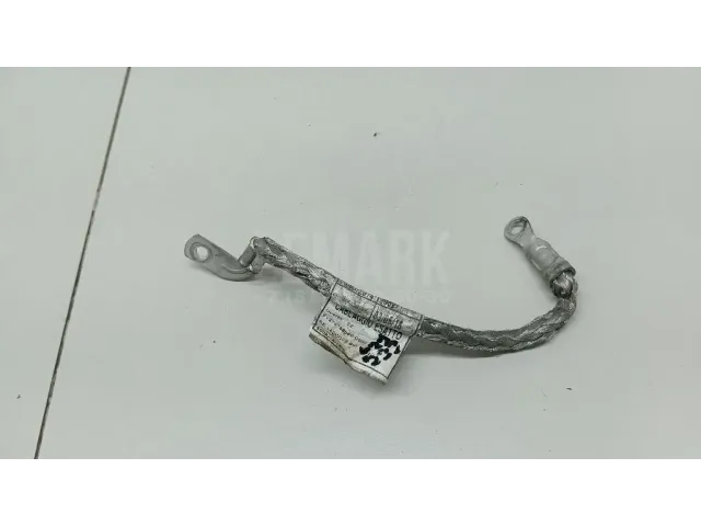 Клемма аккумулятора минус