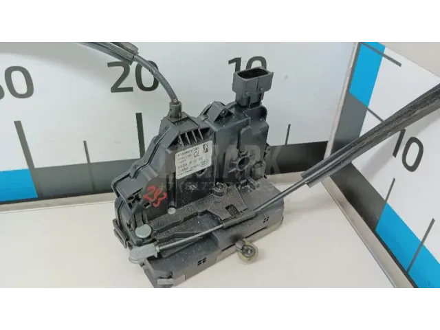 Замок двери передней левой для  Ford Focus III 2011-2019