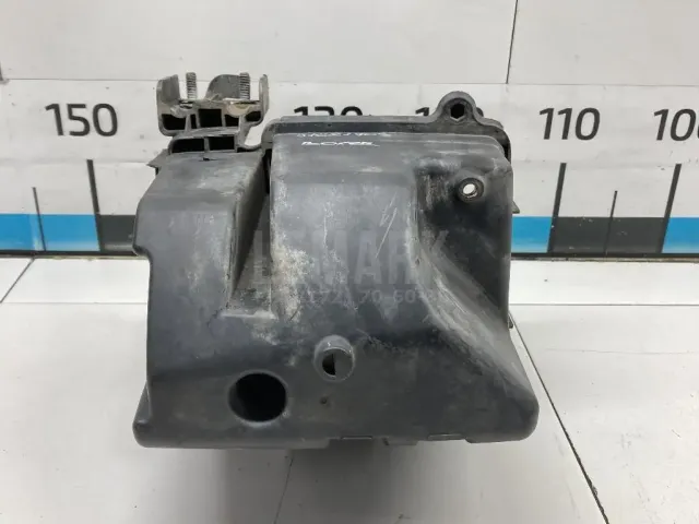 Корпус блока предохранителей для  BMW 7-serie E32 1986-1994