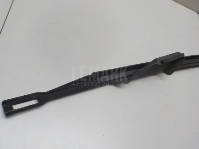 Направляющая стекла двери для  BMW 2-serie F22/F23/F87 2013-2020
