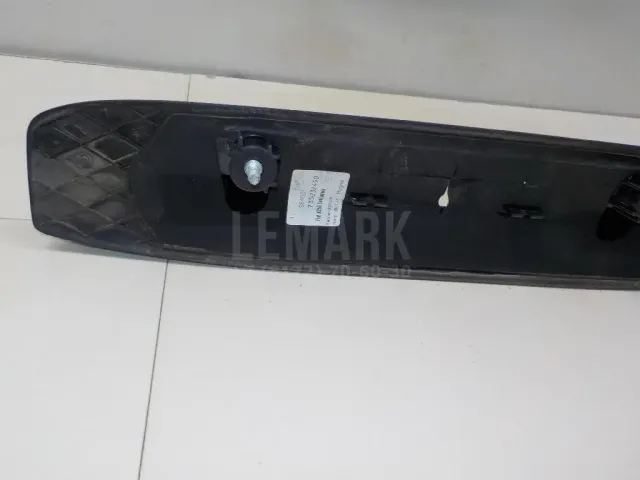 Кронштейн (сопут. товар) для  BMW X1 U11 2022