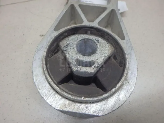 Опора КПП задняя для  BMW 7-serie E65/E66 2001-2008