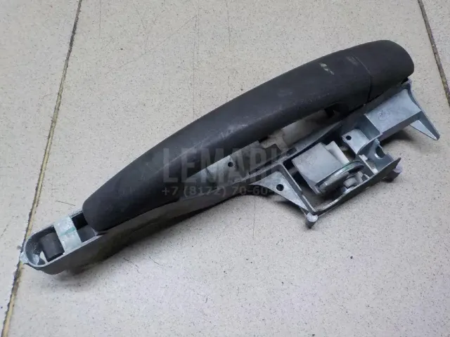Ручка двери передней наружная правая для  Ford Kuga 2008-2012