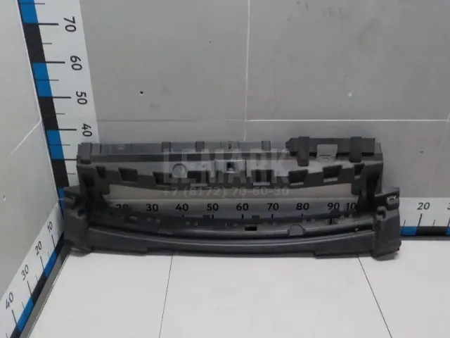 Кронштейн решетки радиатора для  Citroen C2 2003-2008
