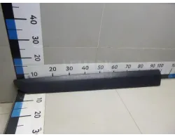 Накладка двери передней левой