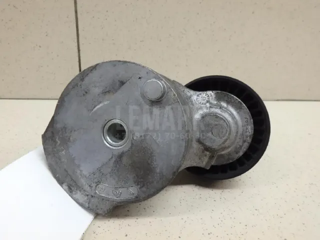 Натяжитель ремня