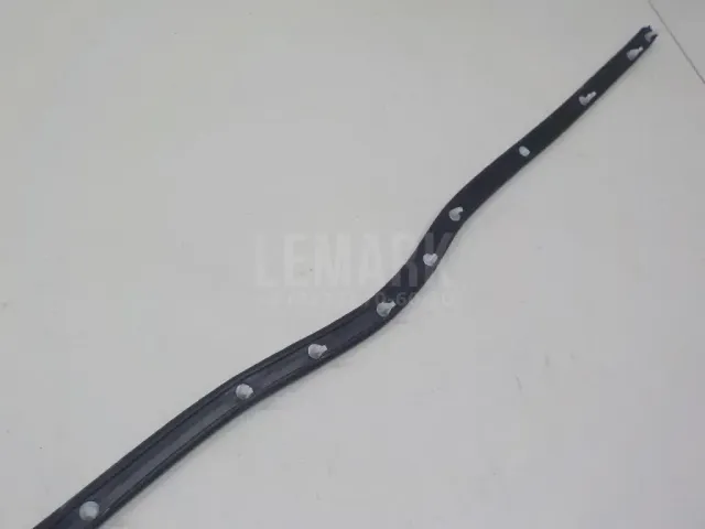 Уплотнитель двери для  Geely Emgrand EC7 (FE-1/2) 2011-2016