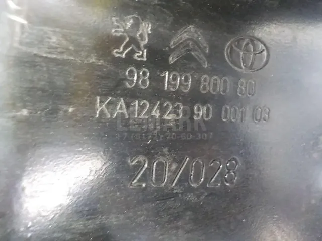 Кронштейн (сопут. товар)