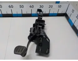 Педаль тормоза
