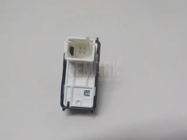 Кнопка стеклоподъемника