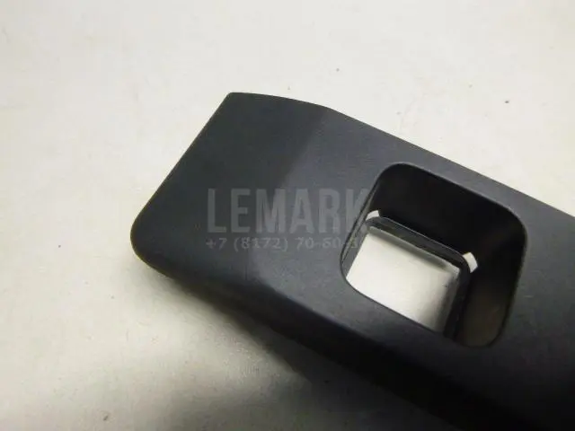 Накладка (кузов внутри) для  Ford Fiesta 2001-2008