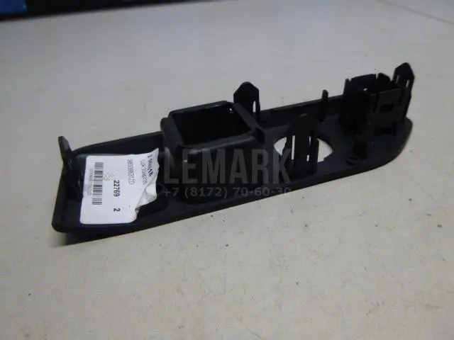 Накладка (кузов внутри) для  Ford Fiesta 2001-2008