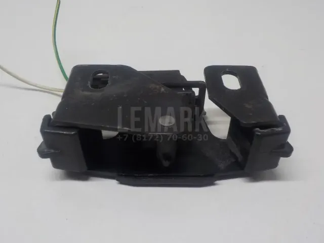 Ответная часть замка багажника для  BMW 7-serie G11/G12 2015-2022