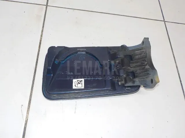 Вставка замка багажника для  Cadillac SRX 2003-2009