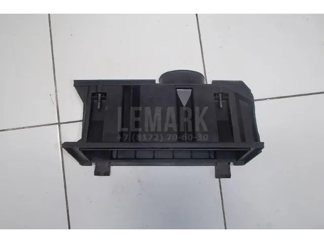 Вставка замка багажника для  BMW 5-serie G30/G31/F90 2017-2023