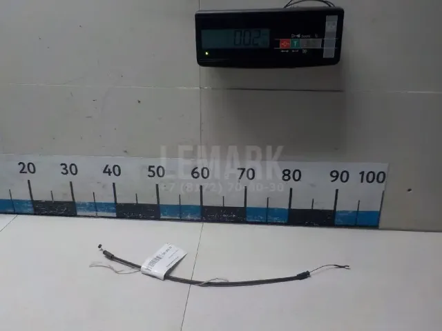 Трос открывания капота