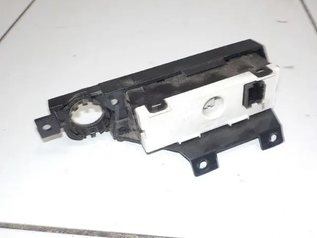 Часы для  BMW X1 E84 2009-2015