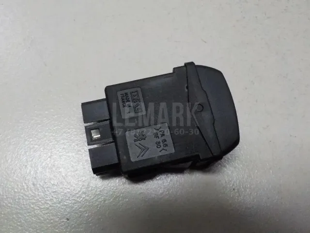 Кнопка стеклоподъемника для  Ford Kuga 2008-2012