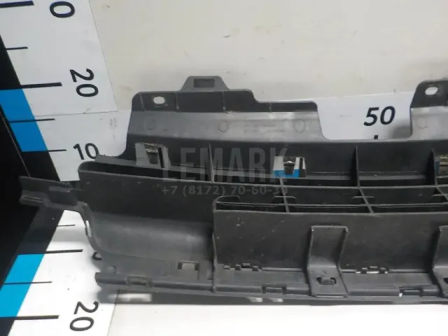 Решетка в бампер центральная для  Citroen Xsara Picasso 1999-2010