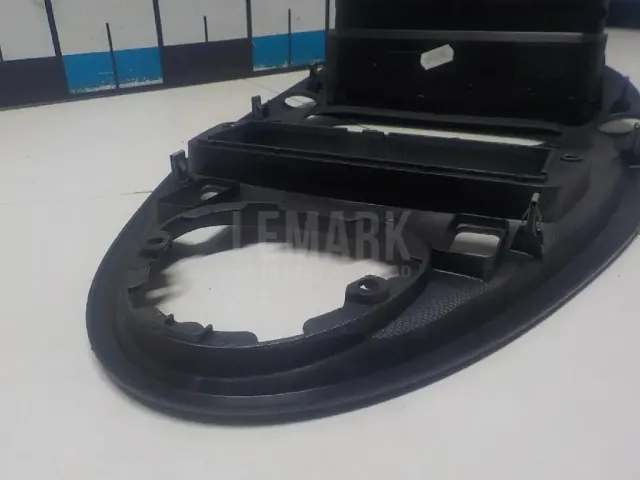 Накладка декоративная для  BMW 3-serie E90/E91 2005-2012