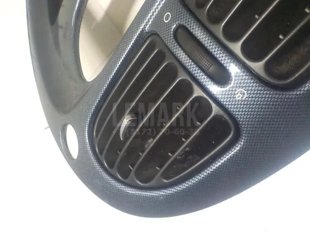 Накладка декоративная для  BMW 3-serie E90/E91 2005-2012