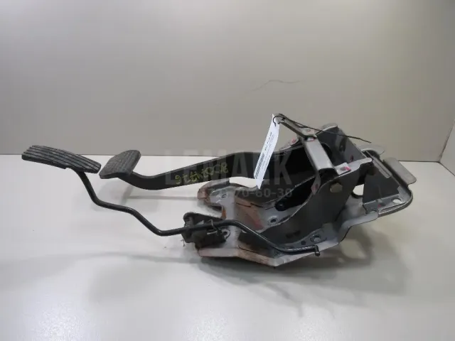 Блок педалей для  Ford Fiesta 1995-2001