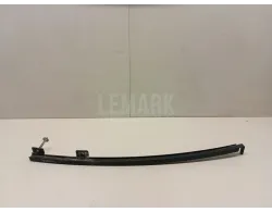 Направляющая стекла двери