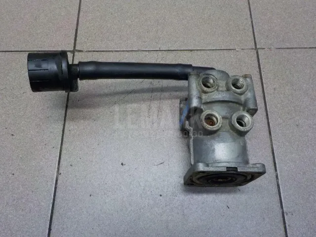 Кран тормозной главный для  Chevrolet Orlando 2011-2015