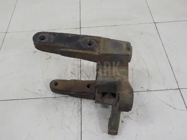 Кронштейн переднего бампера для  BMW X1 E84 2009-2015