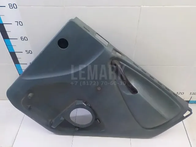 Обшивка двери передней правой для  Ford Fiesta 2008-2019