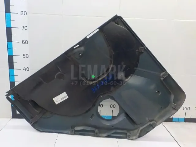 Обшивка двери передней правой для  Ford Fiesta 2008-2019