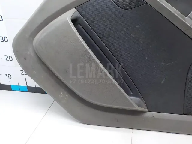 Обшивка двери передней правой для  Ford Fusion 2002-2012