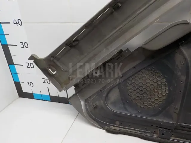Обшивка двери передней правой для  Ford Fusion 2002-2012