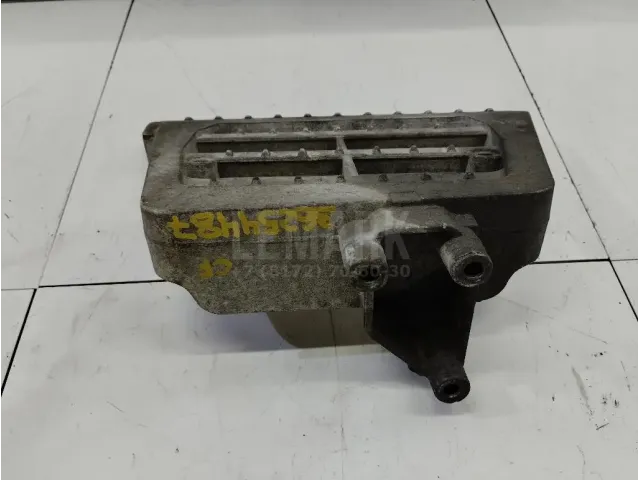 Кронштейн подножки для  Citroen C4 Grand Picasso 2006-2014