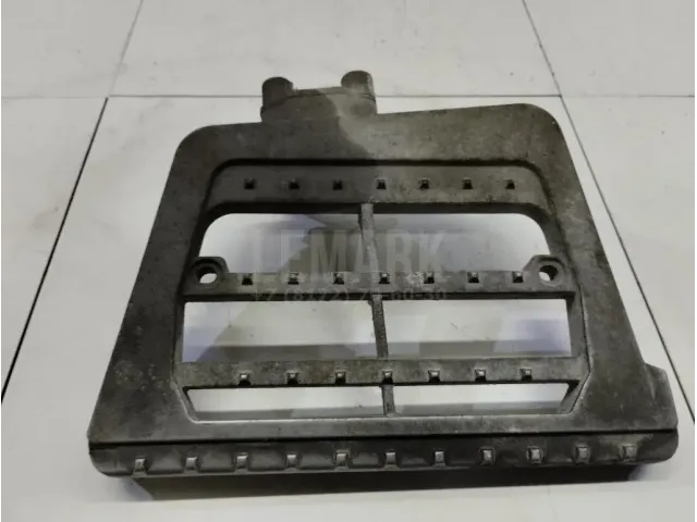 Кронштейн подножки для  Citroen C4 Grand Picasso 2006-2014