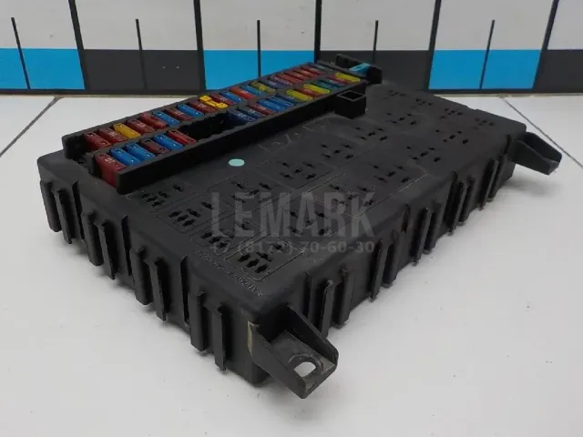 Блок предохранителей для  BMW 3-serie E92/E93 2006-2012