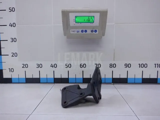 Кронштейн кабины