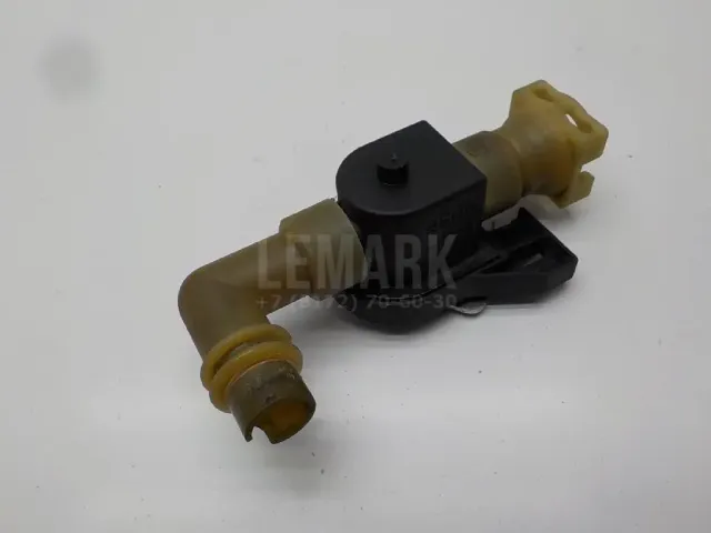Краник отопителя для  Citroen C5 2004-2008
