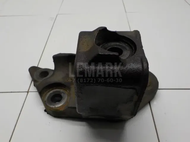 Кронштейн двигателя задний для  Chery