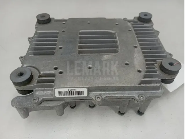 Блок управления двигателем для  Audi V8 1988-1994