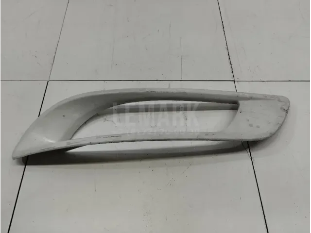 Рамка противотуманной фары левой для  Audi A4 [B6] 2000-2004